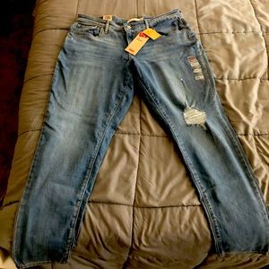 Levi 711 Skinny Jean